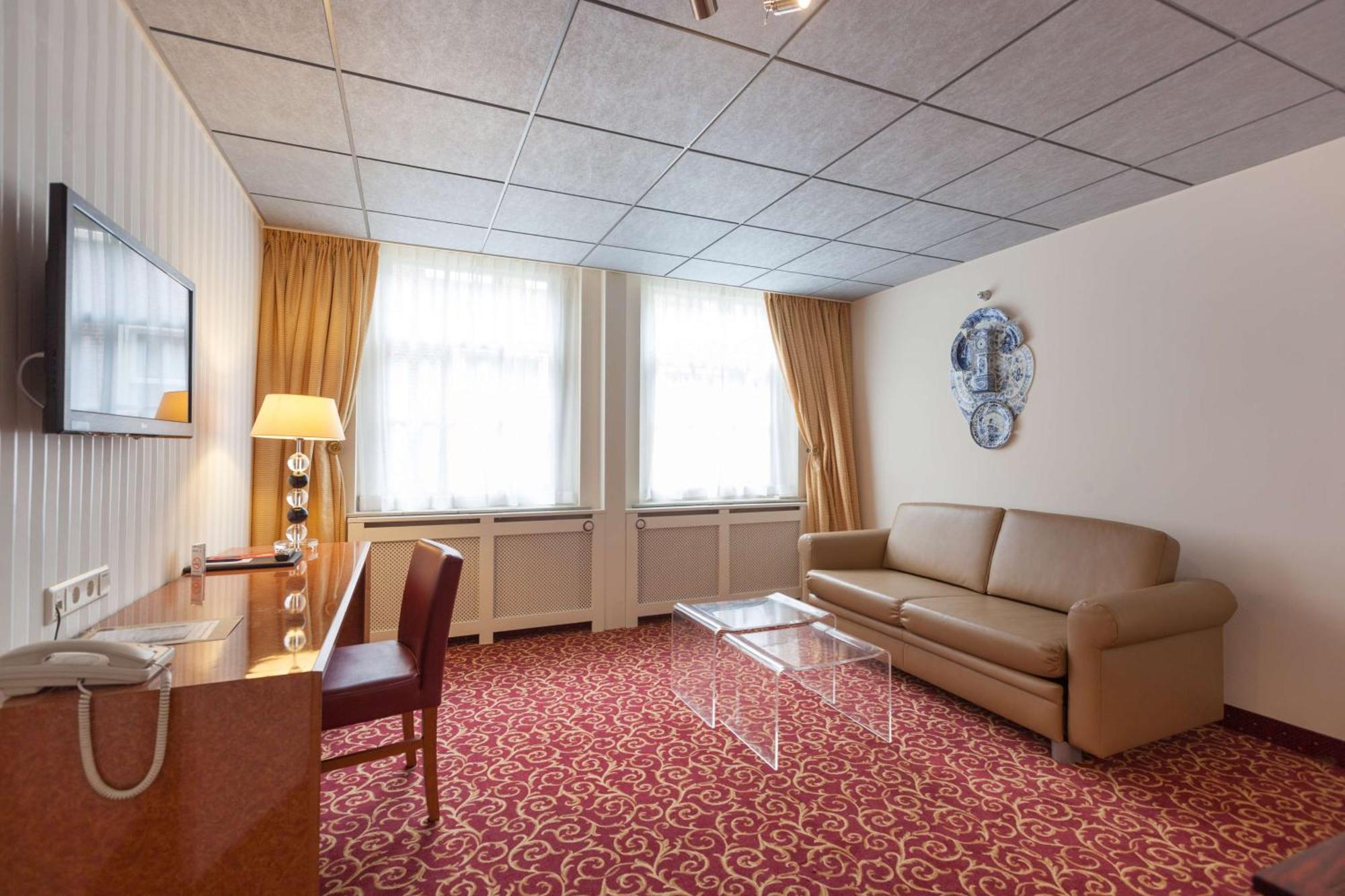Grand Museum Hotel, BW Signature Collection دلفت المظهر الخارجي الصورة