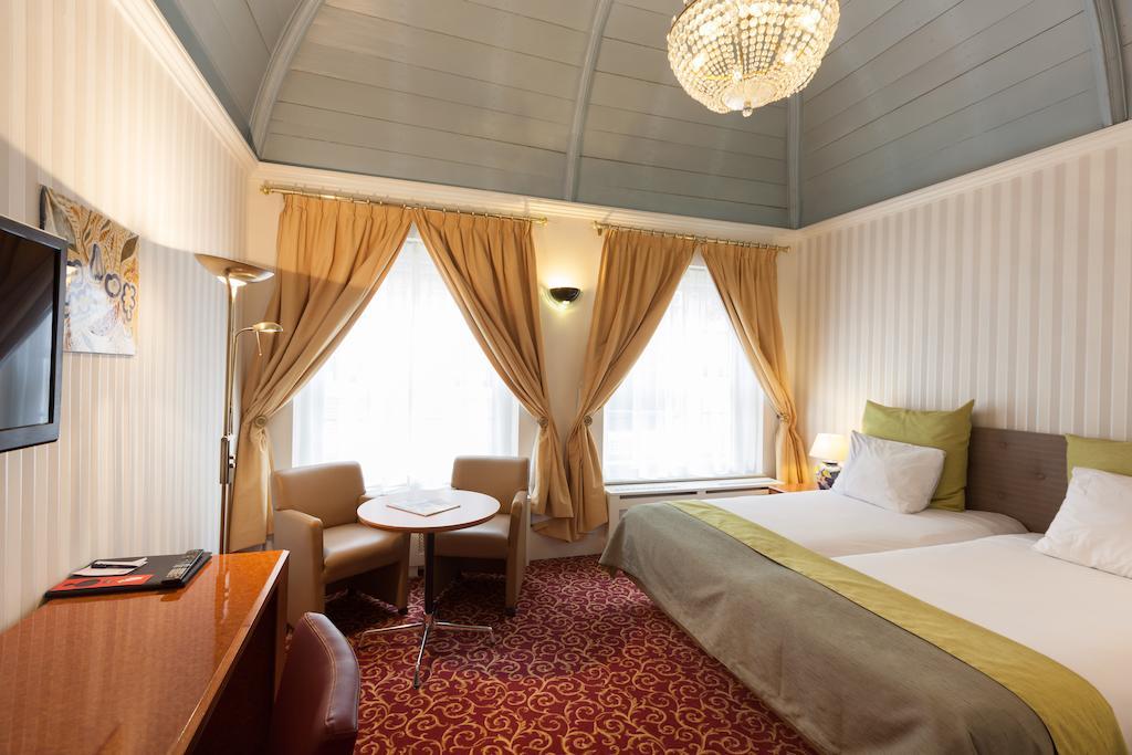 Grand Museum Hotel, BW Signature Collection دلفت المظهر الخارجي الصورة